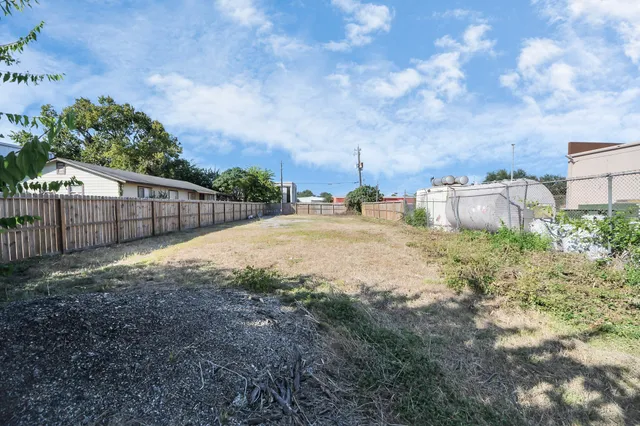 $249,999 | 5717 Centralcrest Street, Houston, TX 77092