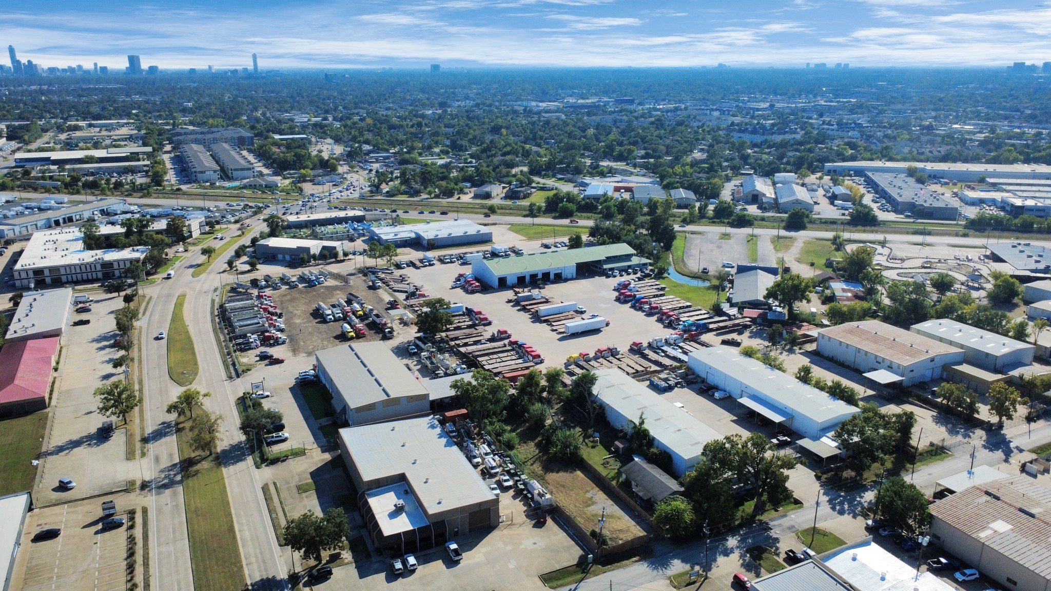 5717 Centralcrest Street Houston, TX 77092 - Photo 13 of 27