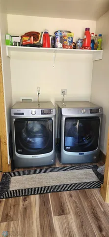 $240,000 | 792 2nd Street Northwest, Hillsboro, ND 58045