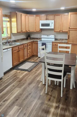 $240,000 | 792 2nd Street Northwest, Hillsboro, ND 58045