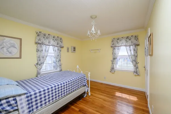 $3,300 | 62 Lawn Avenue, Unit 1, Quincy, MA 02169