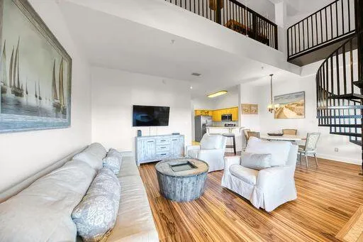 $2,400 | 4507 Furling Lane, Unit 303, Destin, FL 32541