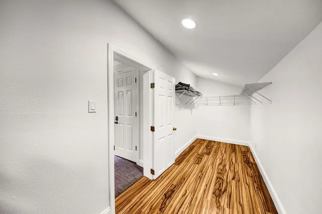 $2,400 | 4507 Furling Lane, Unit 303, Destin, FL 32541