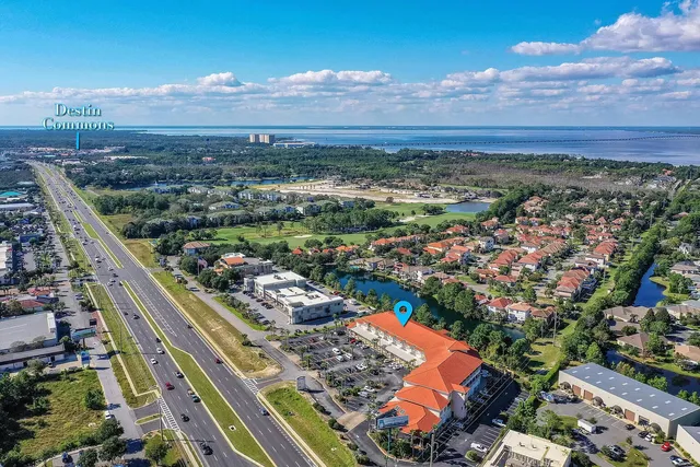 $2,400 | 4507 Furling Lane, Unit 303, Destin, FL 32541