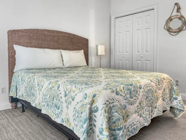 $2,400 | 4507 Furling Lane, Unit 303, Destin, FL 32541