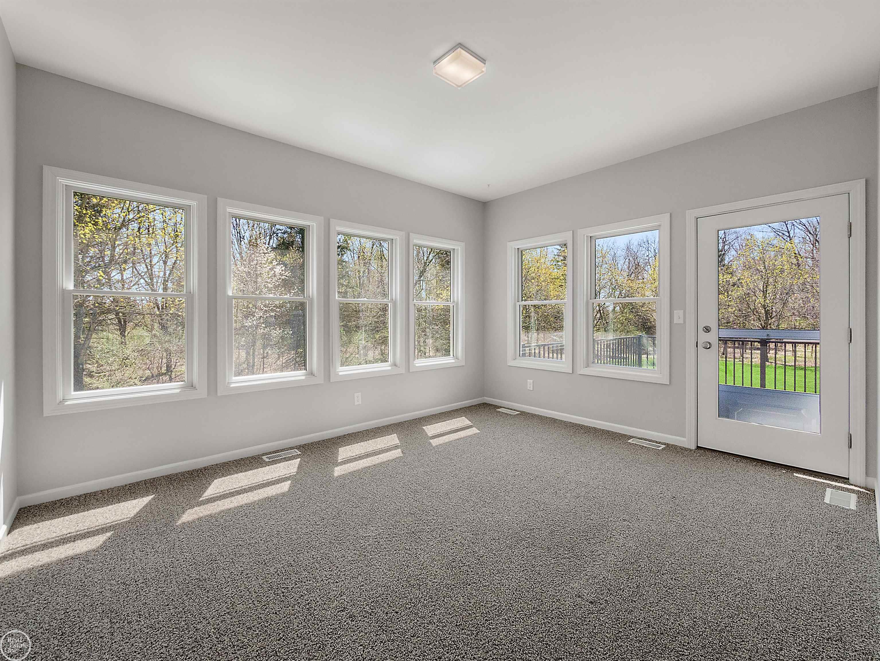 1276 Strieter Road Ann Arbor, MI 48103 - Photo 18 of 82 50172470-56d16db4-87d0-4884-9950-e389b3ba61ed.JPG