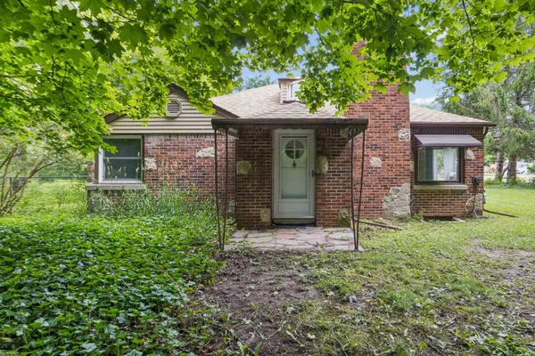 $185,000 | 3000 West Water Street, Port Huron, MI 48060