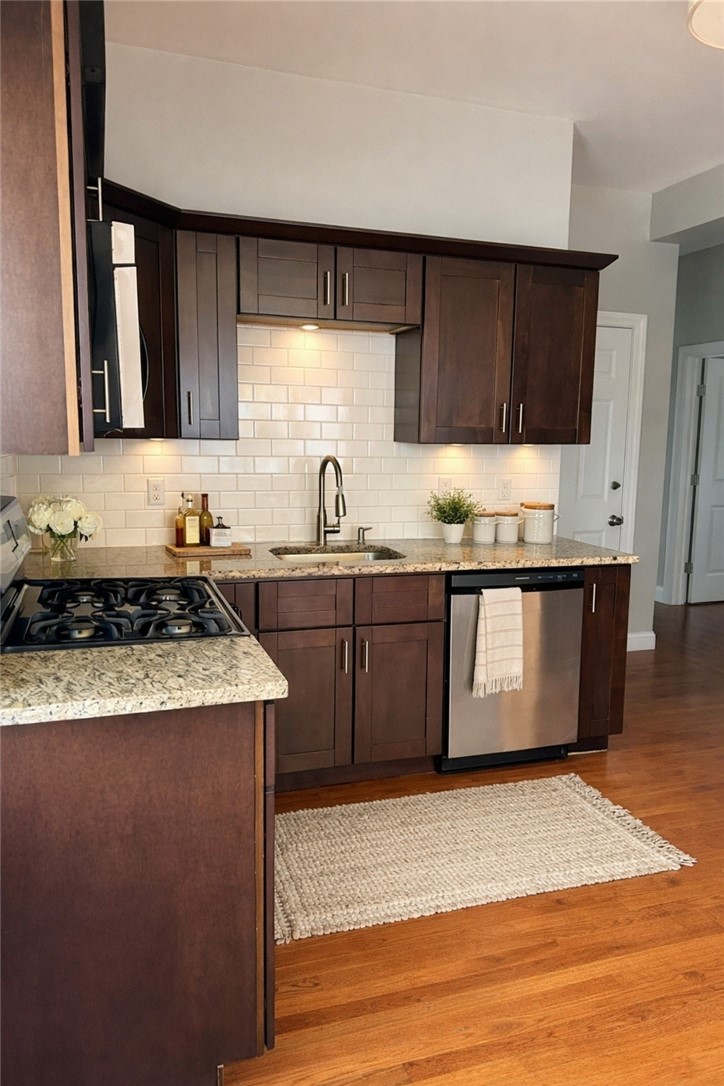 255 Waterman Street, Unit 1 Providence, RI 02906 - Photo 4 of 22