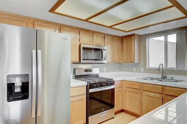 $1,995 | 1904 Verbania Drive, Las Vegas, NV 89134