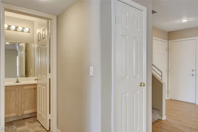 $1,995 | 1904 Verbania Drive, Las Vegas, NV 89134