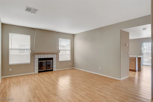 $1,995 | 1904 Verbania Drive, Las Vegas, NV 89134