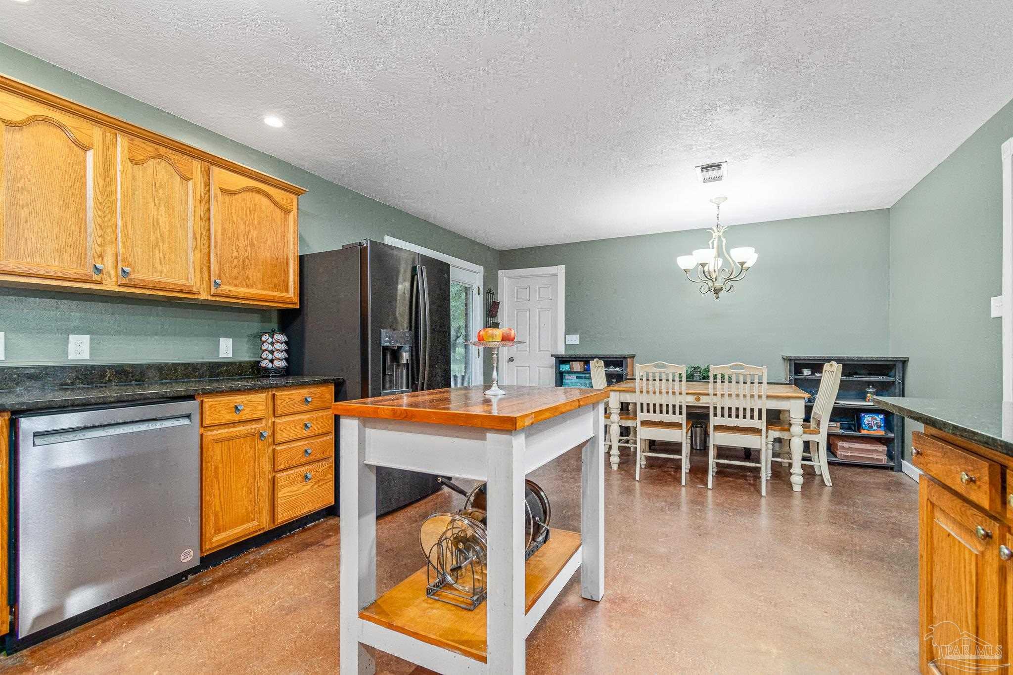 7024 Heath Road Milton, FL 32570 - Photo 12 of 50 Gallery Image 12