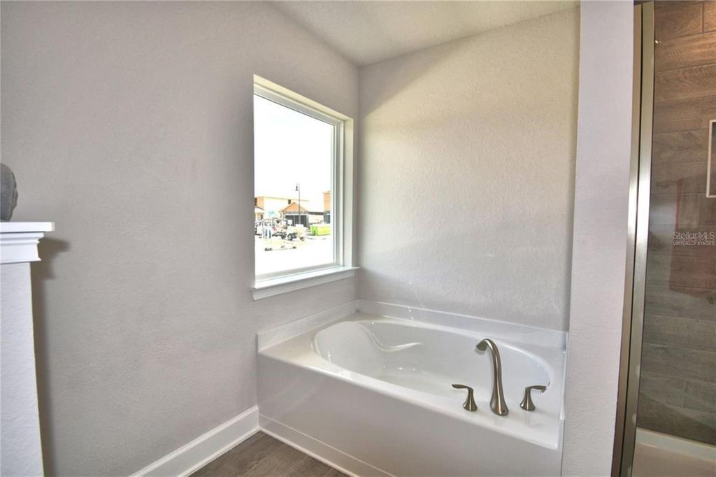 2174 Northwest 23rd Loop Ocala, FL 34475 - Photo 6 of 21