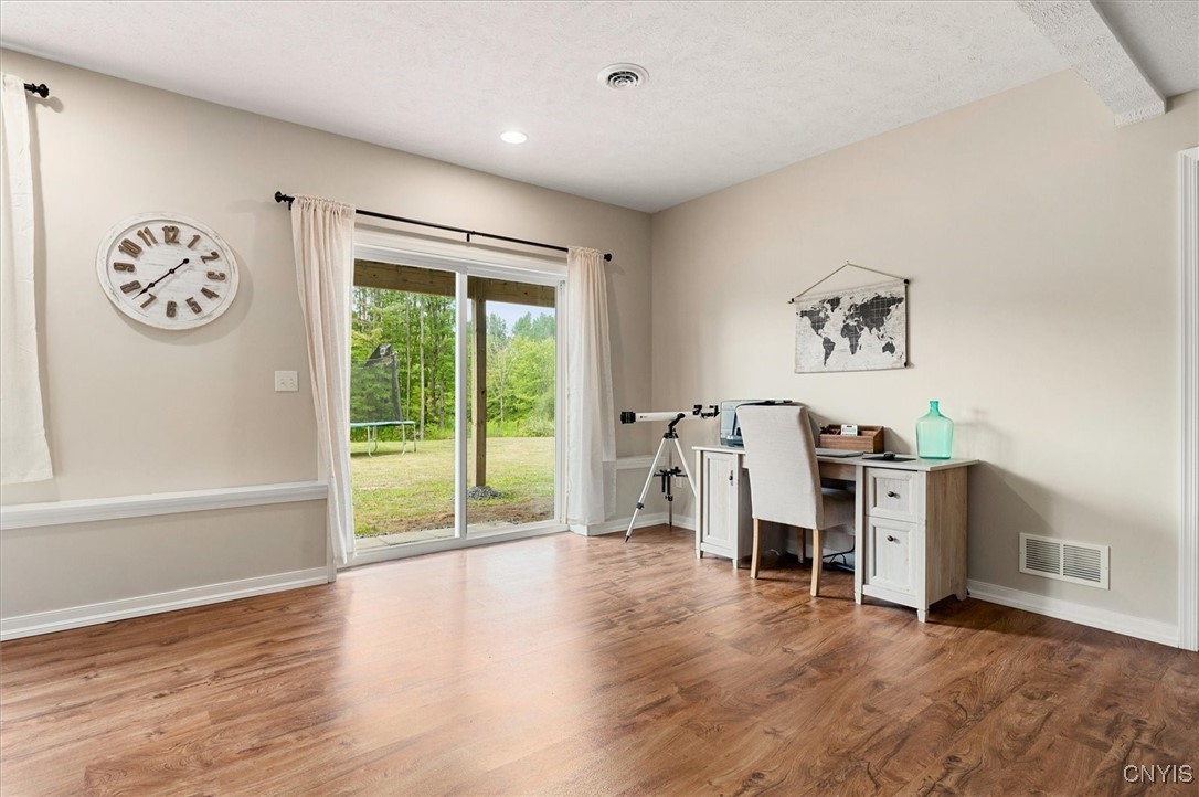 9554 Hayes Road Marcy, NY 13403 - Photo 32 of 41