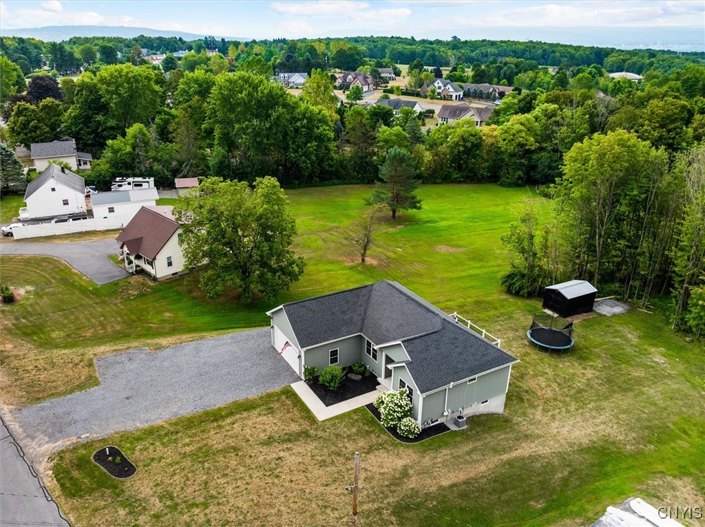 9554 Hayes Road Marcy, NY 13403 - Photo 5 of 41