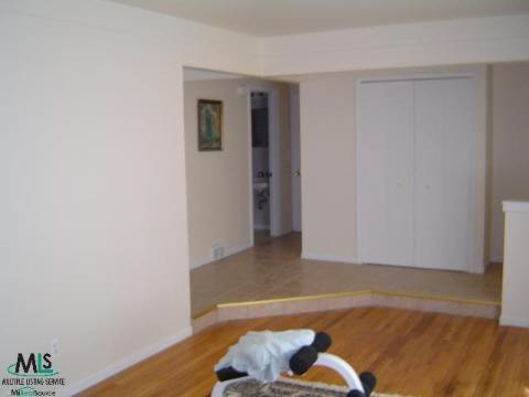 11303 Racine Road Warren, MI 48093 - Photo 3 of 8 641668-2.JPG
