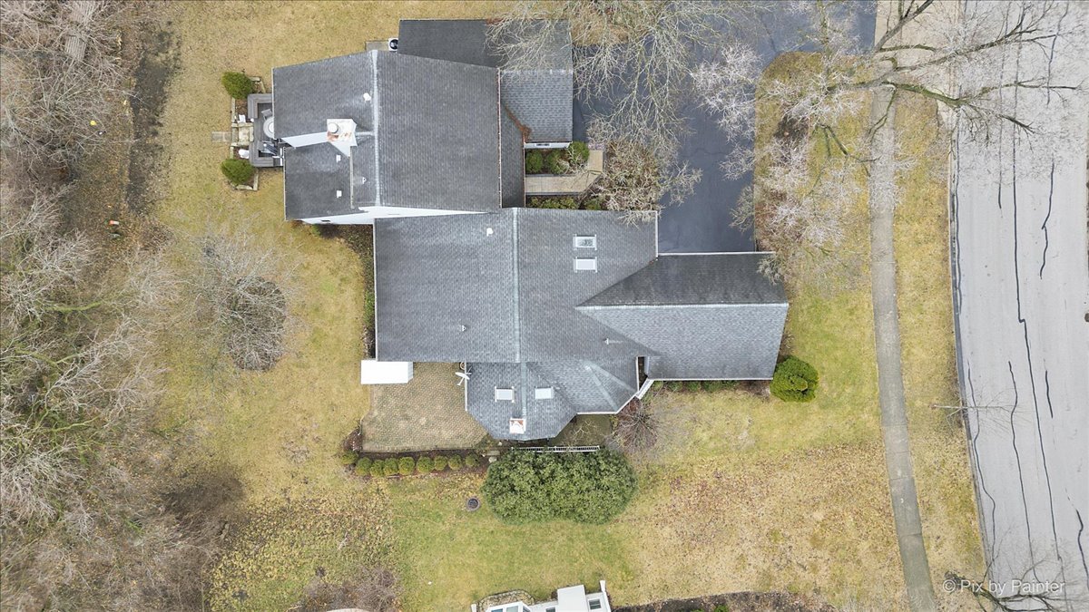 1095 Devonshire Avenue Naperville, IL 60540 - Photo 48 of 48 an aerial view of residential houses with outdoor space