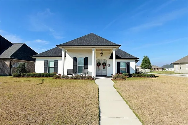 $510,000 | 445 Rosella Drive, Thibodaux, LA 70301