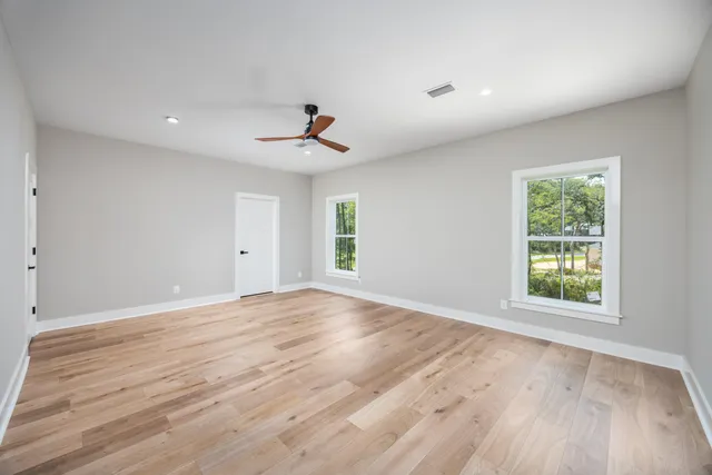 $699,900 | 245 Island Grove Drive, Freeport, FL 32439