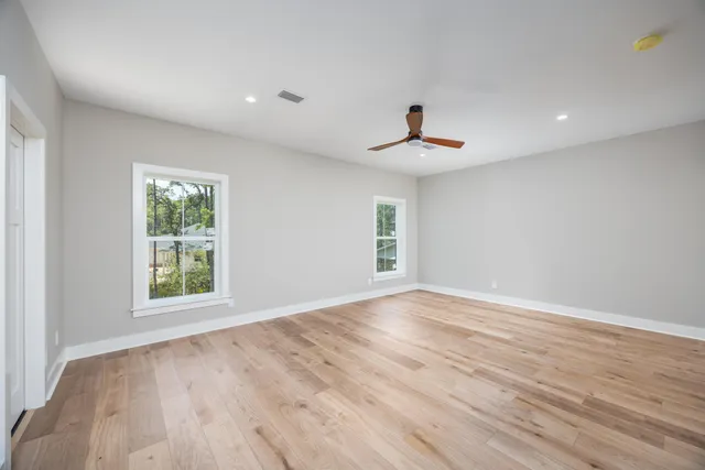 $699,900 | 245 Island Grove Drive, Freeport, FL 32439