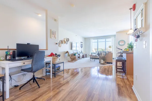 $270,000 | 1070 Grandview Court Northeast, Unit 304, Columbia Heights, MN 55421