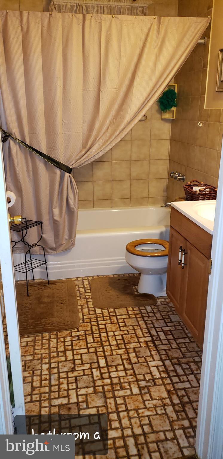 108 German Hill Road Baltimore, MD 21222 - Photo 11 of 22 Bathroom