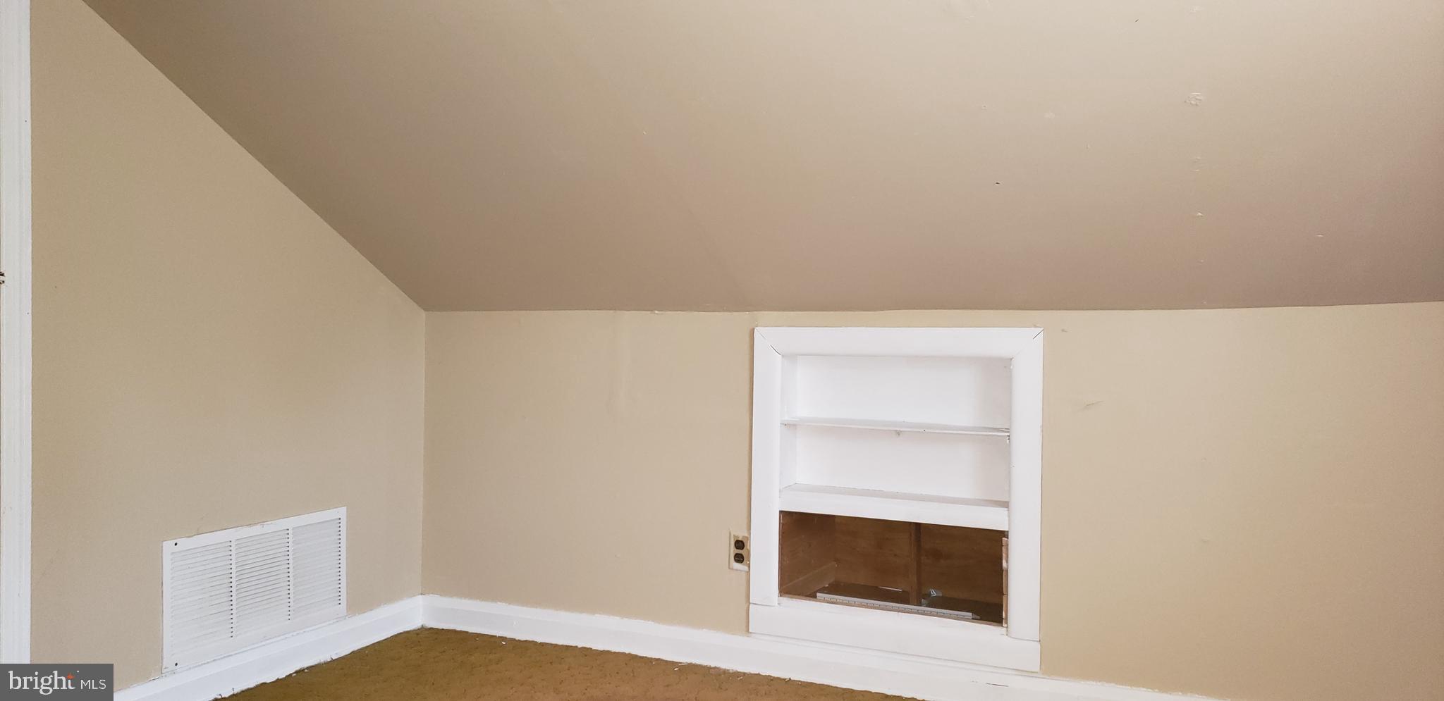 108 German Hill Road Baltimore, MD 21222 - Photo 14 of 22 Front upstairs bedroom