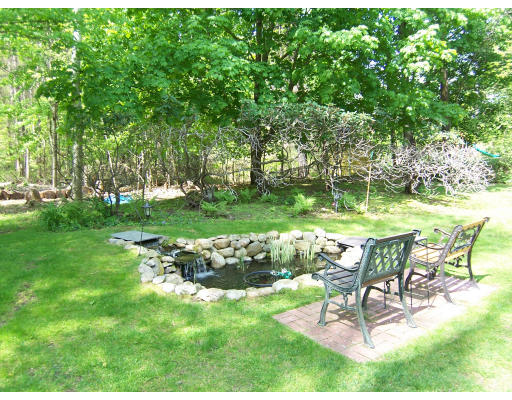 87 Ipswich Road Topsfield, MA 01983 - Photo 3 of 16 Gallery Image 3