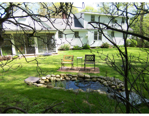 87 Ipswich Road Topsfield, MA 01983 - Photo 5 of 16 Gallery Image 5
