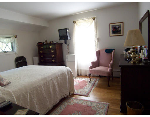 87 Ipswich Road Topsfield, MA 01983 - Photo 10 of 16 Gallery Image 10