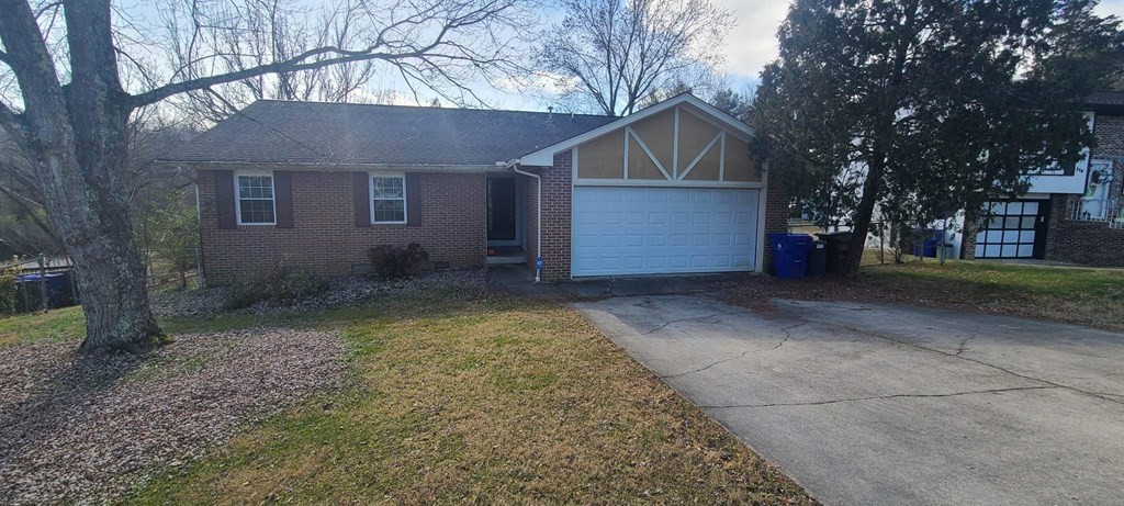 113 Tracy Lane Oak Ridge, TN 37830 - Photo 13 of 14 Gallery Image 13
