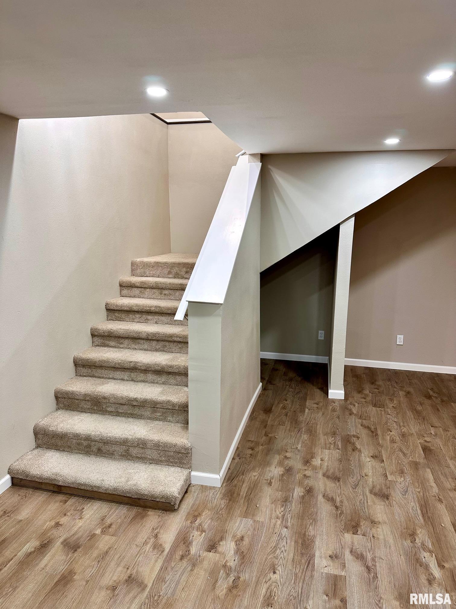 111 Edlen Lane Jacksonville, IL 62650 - Photo 26 of 45