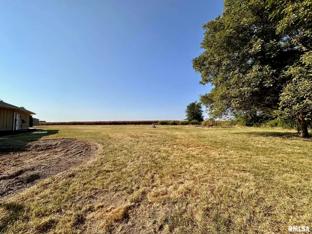 $300,000 | 111 Edlen Lane, Jacksonville, IL 62650