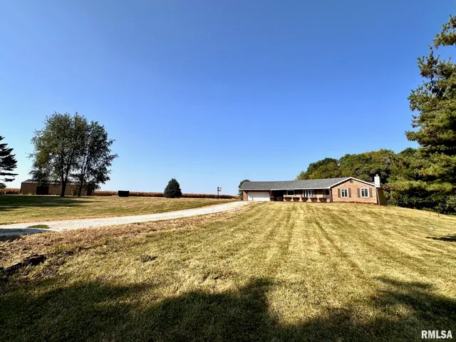 $300,000 | 111 Edlen Lane, Jacksonville, IL 62650