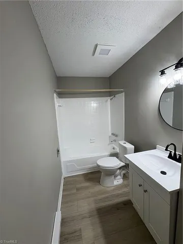 $499,900 | 1406 North O.Henry Boulevard, Greensboro, NC 27405