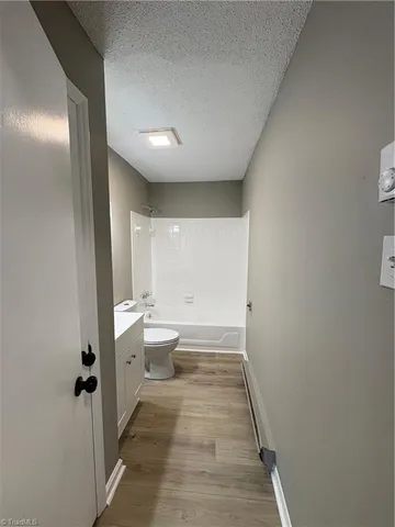 $499,900 | 1406 North O.Henry Boulevard, Greensboro, NC 27405