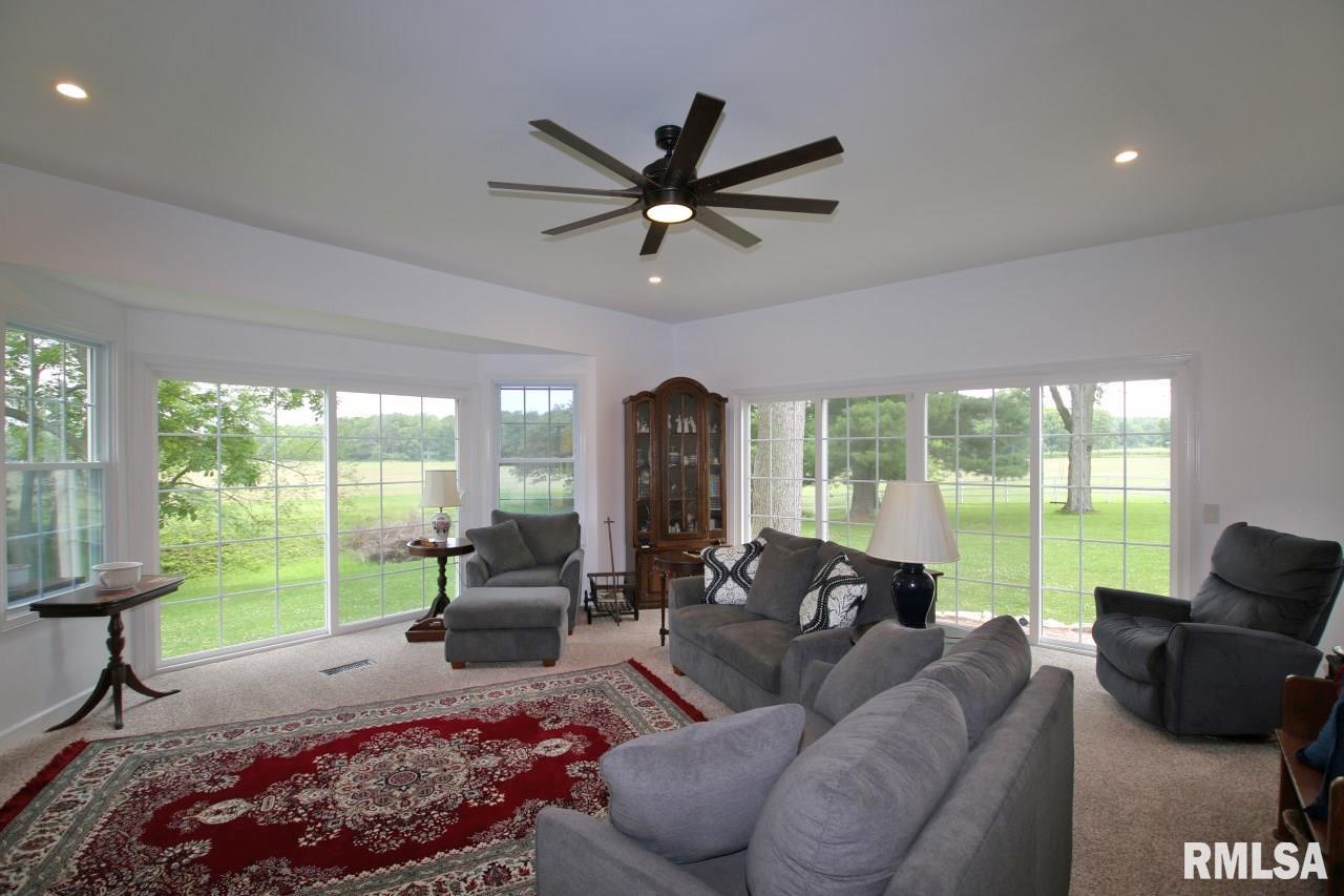 800 West Singing Woods Road Edelstein, IL 61526 - Photo 19 of 27 Gallery Image 19