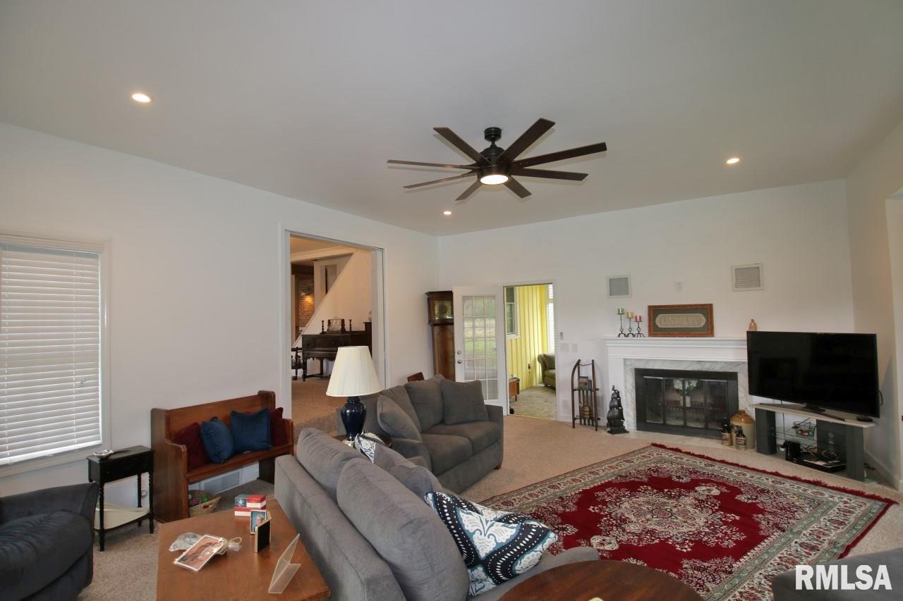 800 West Singing Woods Road Edelstein, IL 61526 - Photo 20 of 27 Gallery Image 20