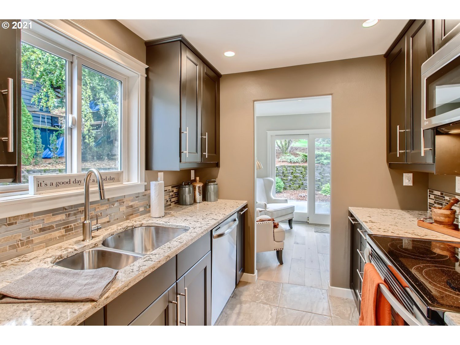 11060 Southwest Polsky Road Beaverton, OR 97005 - Photo 12 of 26 Gallery Image 12