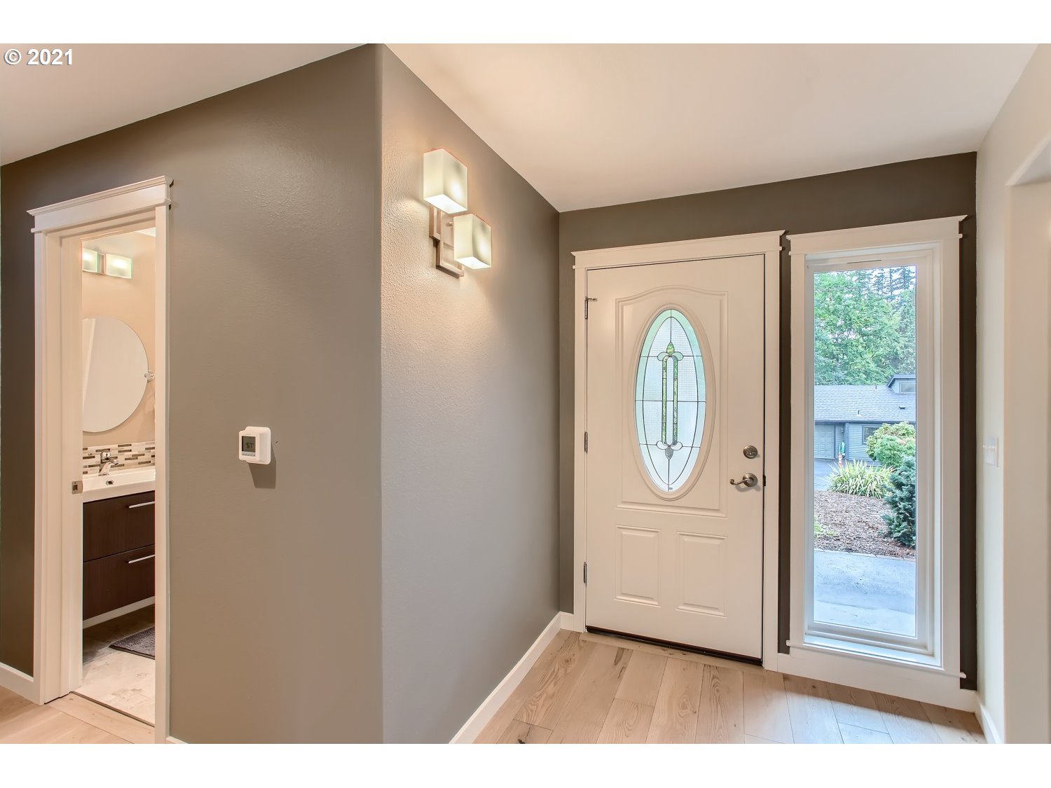 11060 Southwest Polsky Road Beaverton, OR 97005 - Photo 4 of 26 Gallery Image 4