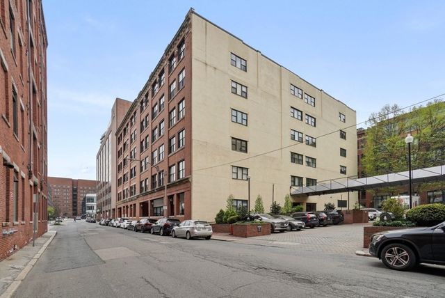 $635,000 | 33 Sleeper Street, Unit 101, Boston, MA 02210