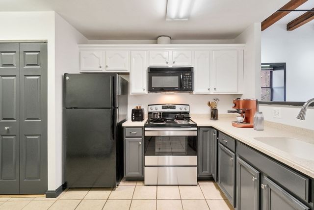 $635,000 | 33 Sleeper Street, Unit 101, Boston, MA 02210