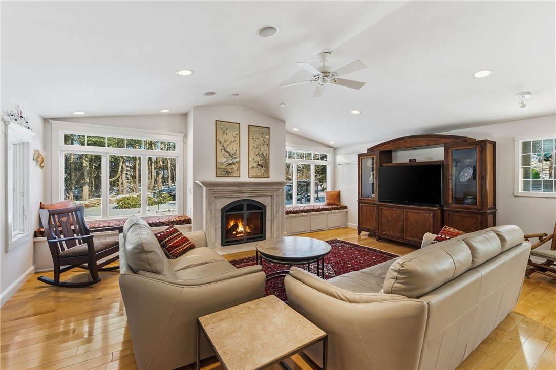 17 Rogler Farm Road Smithfield, RI 02917 - Photo 11 of 50