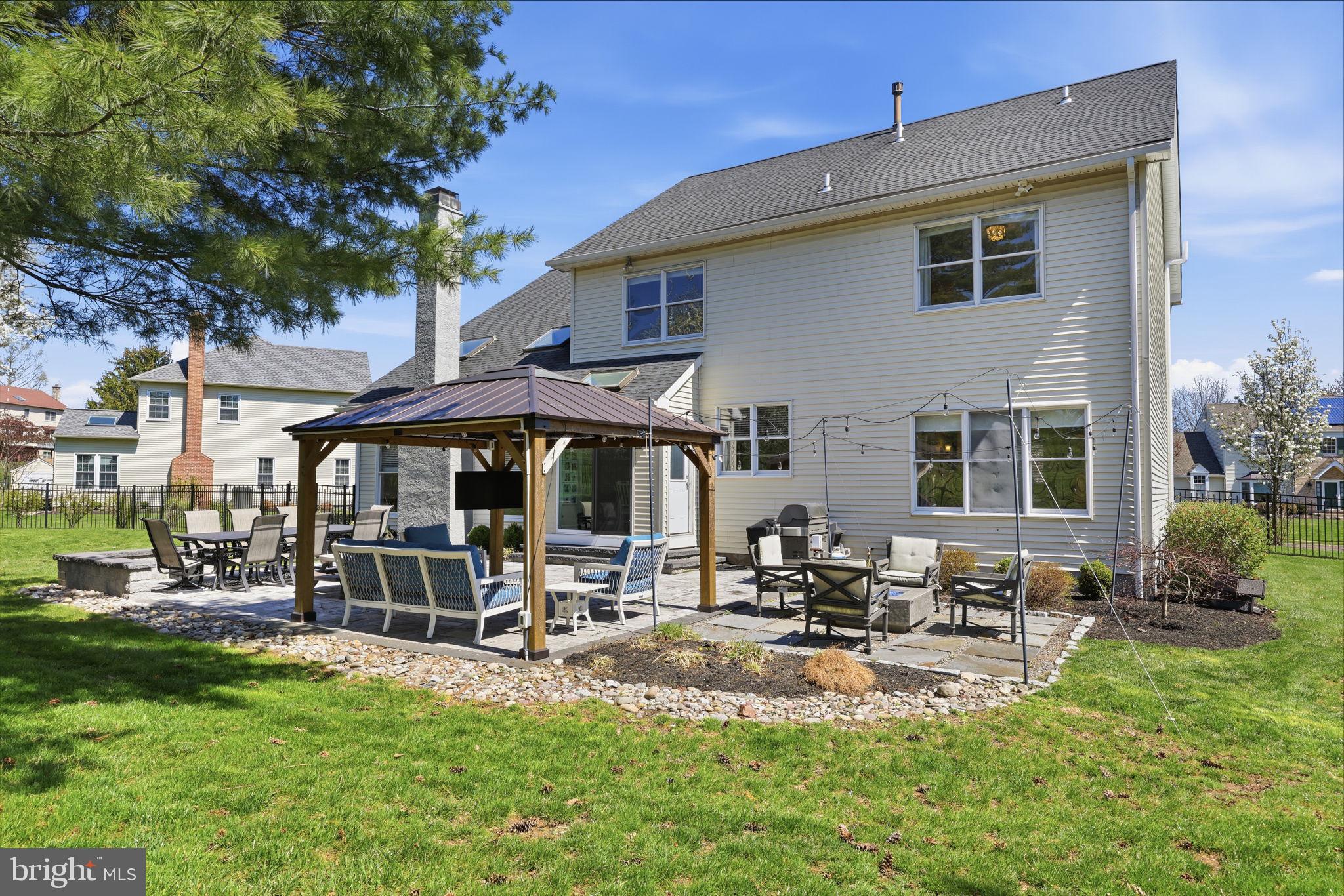 1413 Ridgewood Lane Newtown, PA 18940 - Photo 11 of 48 Exterior Rear