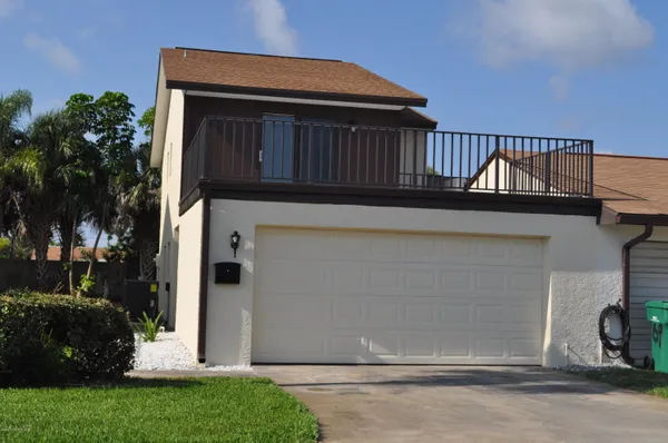 $2,200 | 165 Seawind Drive, Unit 18, Satellite Beach, FL 32937