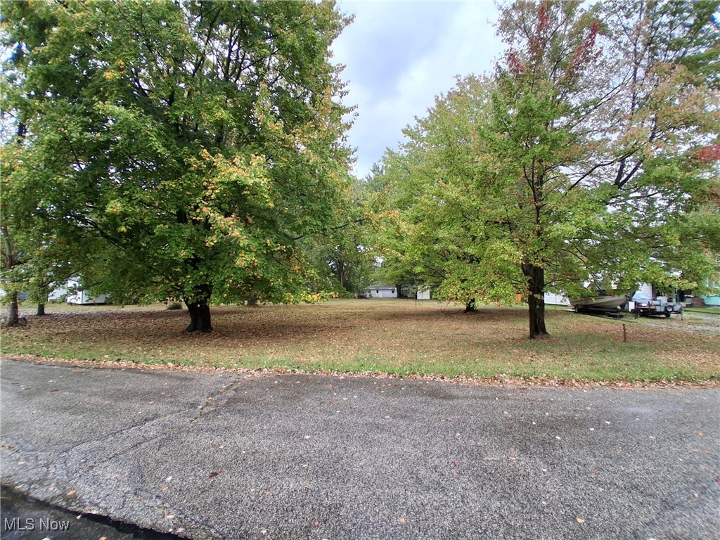 2415 Weir Road Northeast Warren, OH 44483 - Photo 16 of 16