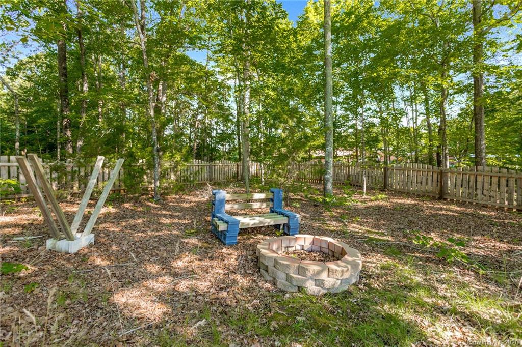 2201 Coltsgate Road, Unit 16 Waxhaw, NC 28173 - Photo 22 of 23