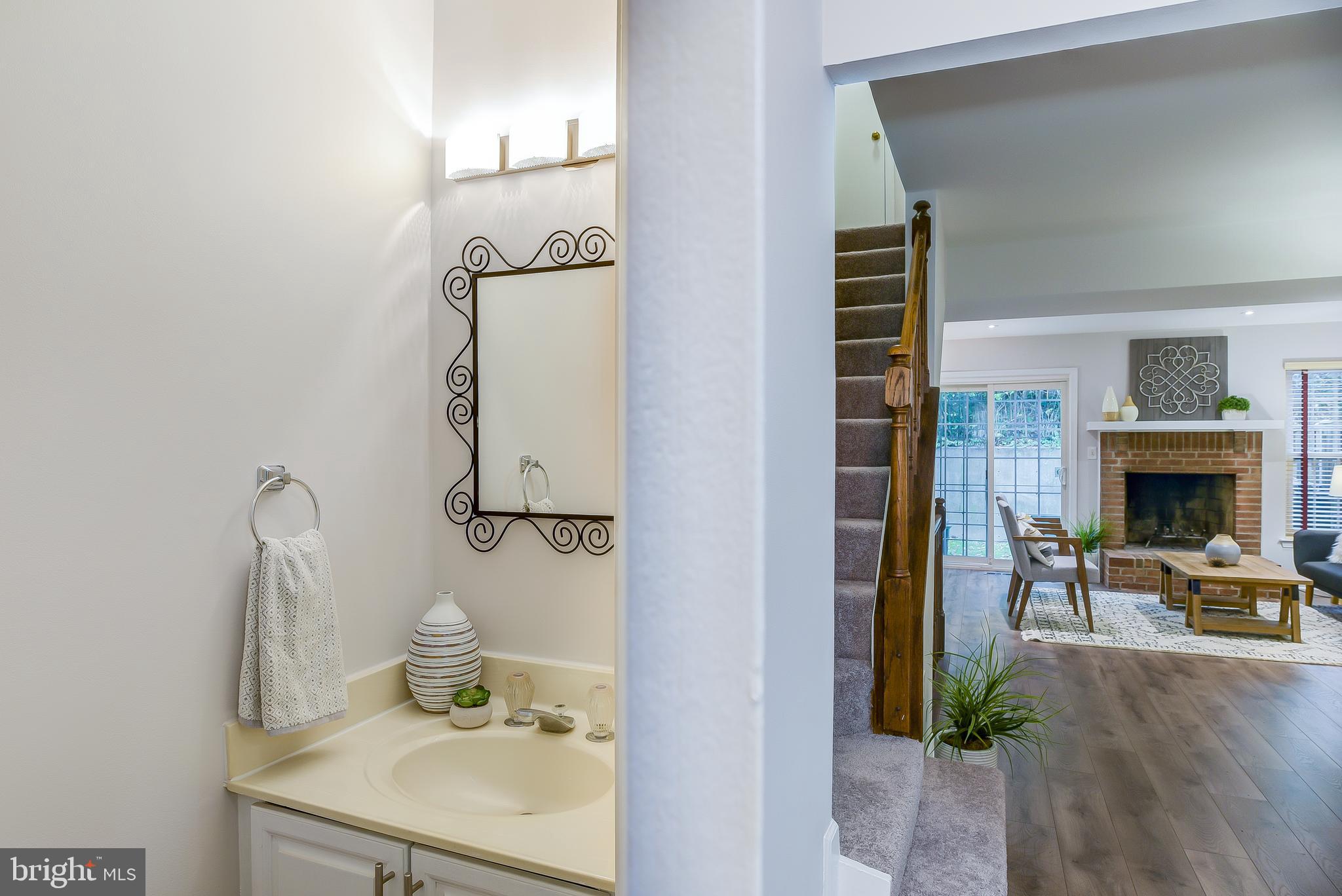2111 Derby Ridge Lane Silver Spring, MD 20910 - Photo 6 of 28