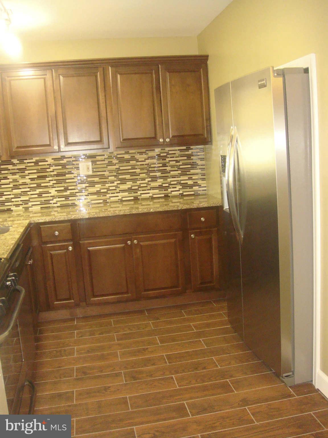 5417 Ferndale Street Springfield, VA 22151 - Photo 2 of 28 Kitchen
