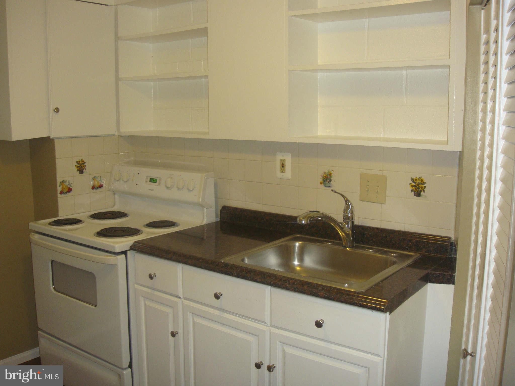 5417 Ferndale Street Springfield, VA 22151 - Photo 24 of 28 Kitchen
